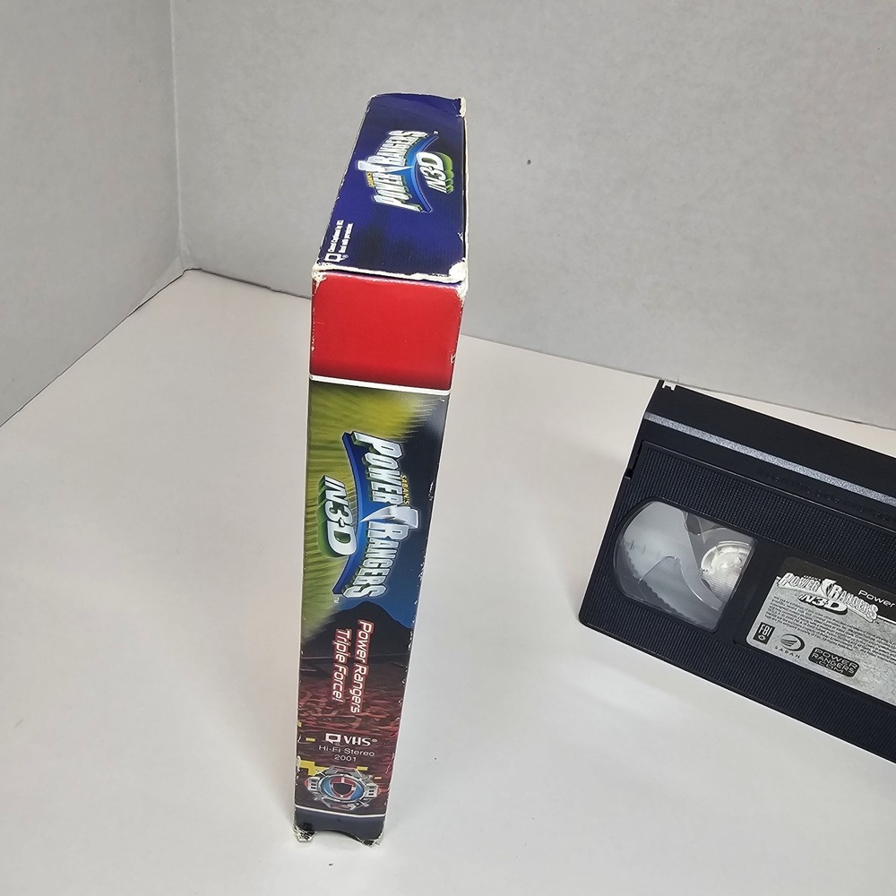 Power Rangers in‎ 3-D triple force Saban VHS Y2K, No 3D Glasses - Picture 6 of 8